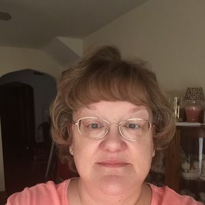 Meet your Posher, Jeanette